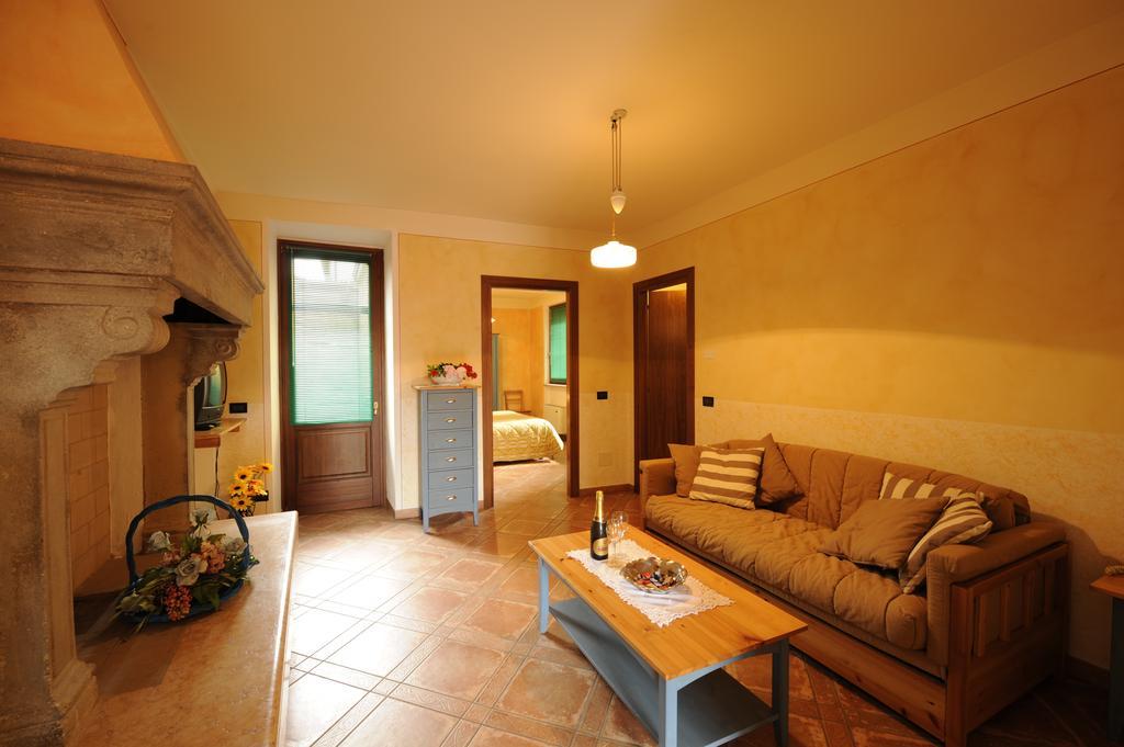 Gasthaus Agriturismo Gian Galeazzo Visconti Valeggio sul Mincio Zimmer foto